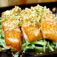 Pan-Seared Salmon with Ginger-Lime Sauce and Peanuts_image