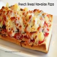 Easy French Bread Hawaiian Pizza_image