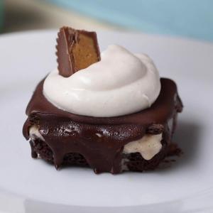 Tasty Peanut Butter S'mores Smash Ice Cream Bars Recipe by Tasty_image