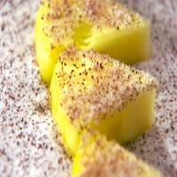 Pineapple with Spicy Sugar Dip_image