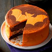 So-Easy-It's-Spooky Bat Cake image