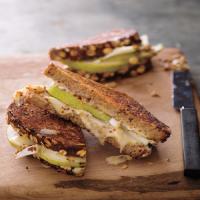 Brie, Pear, and Mustard Grilled Cheese_image