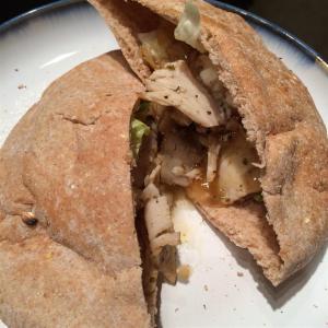 Warm Greek Pita Sandwiches With Turkey and Cucumber-Yogurt Sauce_image