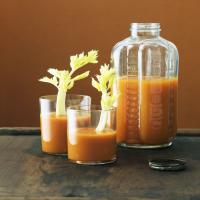 Detox Ginger Carrot Turmeric Juice_image