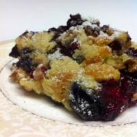 Easy Berry Dump Cake Recipe - (3.9/5) image