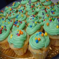 Mini Vanilla Cupcakes_image