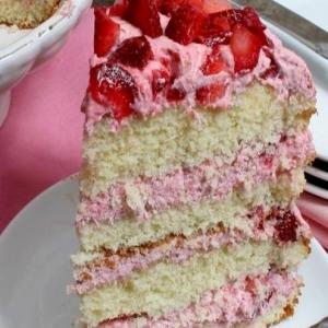 Butter Cake / Strawberry Whipped Cream image