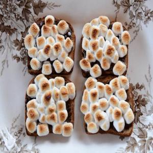 Cinnamon S'mores Toast image