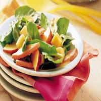 Tossed Smoked Gouda Spinach Salad_image