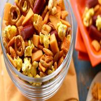 Cheddar Chex Mix®_image