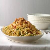 Spicy Spaghetti with Pancetta and Toasted Bread Crumbs_image
