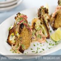 Roasted Cauliflower with Curry Yogurt Sauce_image