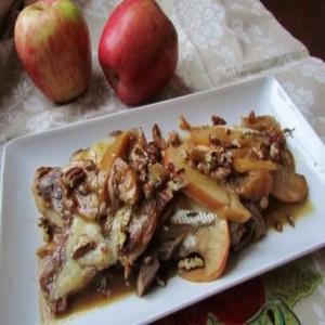 Apple and Brie Smothered Pork Chops_image
