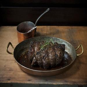Porcini and Rosemary Crusted Beef Tenderloin with Port WineSauce_image