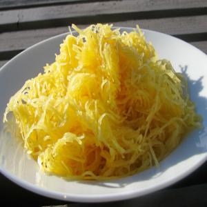 How to Cook a Spaghetti Squash image