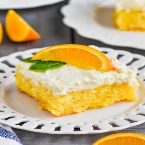 Easy Mandarin Orange Cake Recipe - Wine & Glue_image