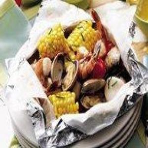 Grilled Seafood Packs with Lemon-Chive Butter_image