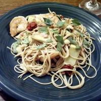 Shrimp with Pasta, Sun-Dried Tomatoes, Artichokes and Basil Bacon Sauce_image