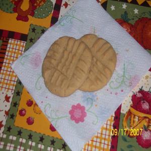 The Best (And One of the Easiest) Peanut Butter Cookies! (Kisses_image