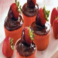 Chocolate Covered Berry Cupcakes_image