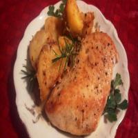 Chicken With Roasted Lemon and Rosemary Sauce_image