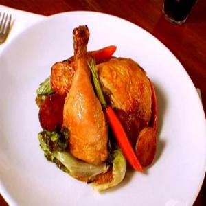 Roast Chicken with Potatoes and Vegetables_image