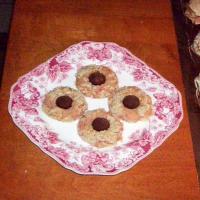 Christmas (Kissmas) Almond Cookies_image