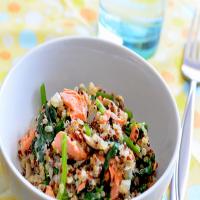 Quinoa Pilaf With Salmon, Spinach and Mushrooms image