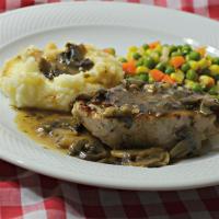 Jan's Peppered Pork Chops With Mushrooms and Herb Sherry Sauce image