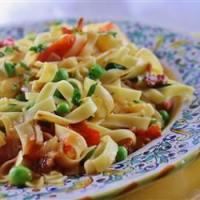 Pasta with Bacon and Peas image