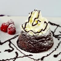 Molten Chocolate Cherry Baby Cakes_image
