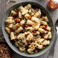 Cranberry Ricotta Gnocchi with Brown Butter Sauce_image