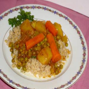 Pea Curry With Carrots and Potatoes_image