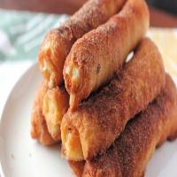 Crescent Cheesecake Roll-Ups image