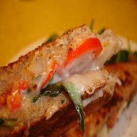 Honey-Basil Grilled Cheese_image