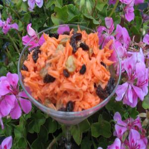 Pa Dutch Carrot & Raisin Salad_image