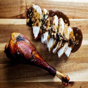 Roast Heritage Turkey and Gravy Recipe_image