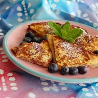 Fruity French Toast Sandwiches_image