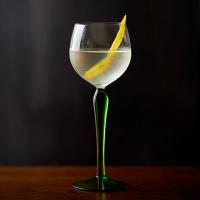 Vesper martini image