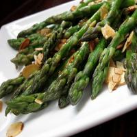 Fresh Asparagus with Buttered Almonds_image