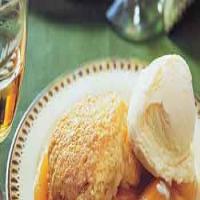 Peaches with Shortcake Topping_image