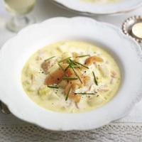 Creamy smoked salmon, leek & potato soup image