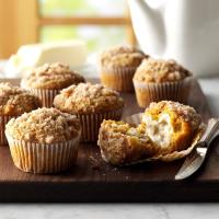 Pumpkin-Apple Muffins with Streusel Topping image
