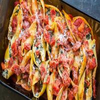 Sausage, Spinach, Ricotta Stuffed Pasta Shells_image
