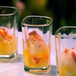 Butter Poached Lobster Shooters_image