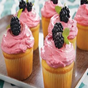 Blackberry Citrus Cupcakes_image