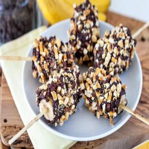 Double-Dipped Chocolate Covered Frozen Banana_image