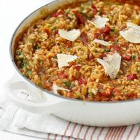 Oven-baked red pepper risotto image
