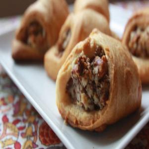 Goat Cheese, Pecan and Rosemary-Filled Rugelach_image