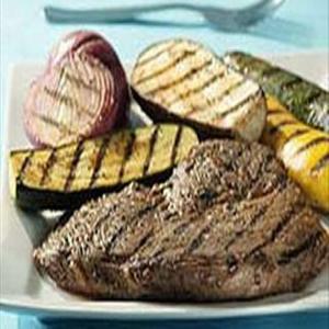 Cajun Grilled Steak and Vegetables_image